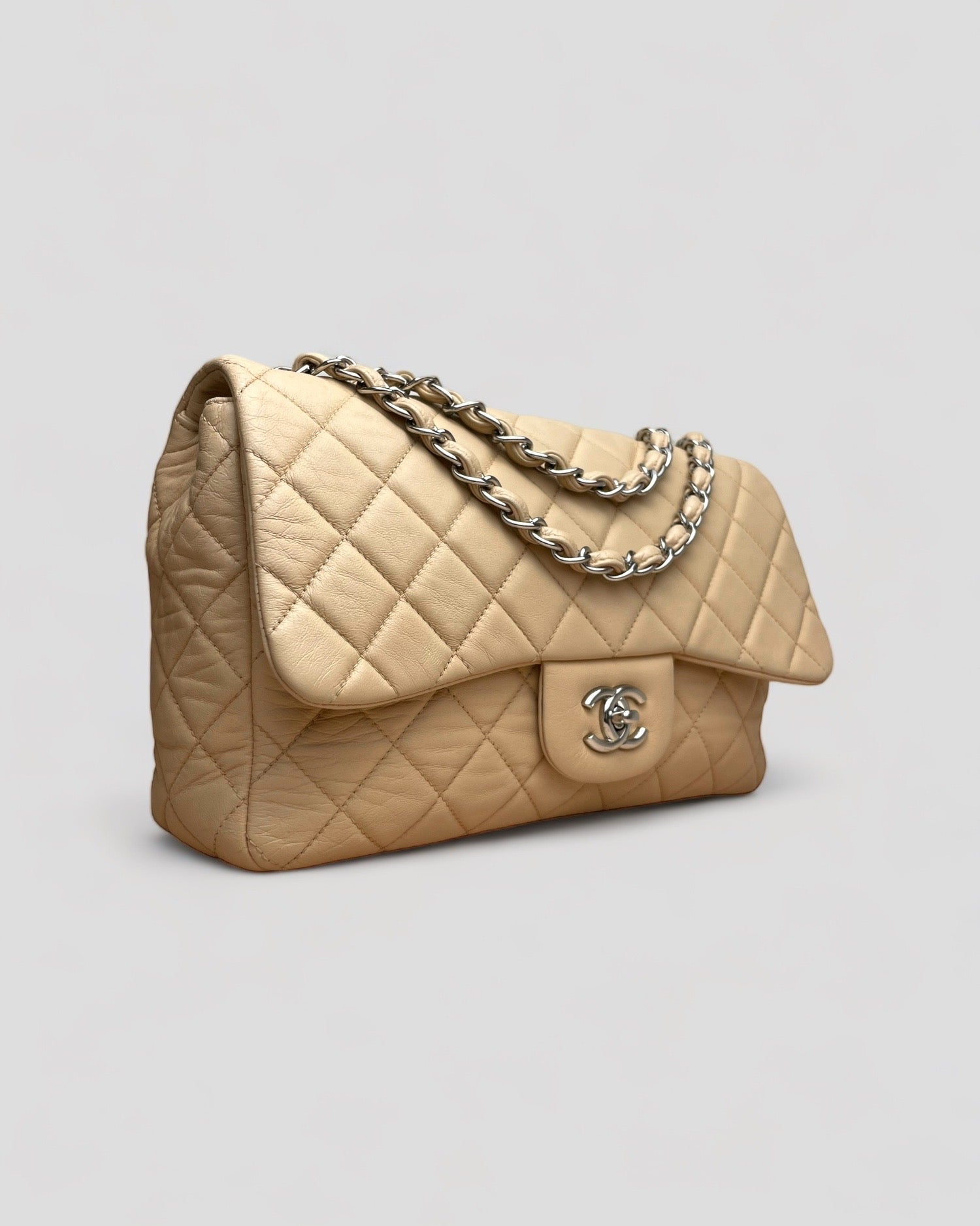 Chanel Timeless Classique Jumbo Lammleder Beige