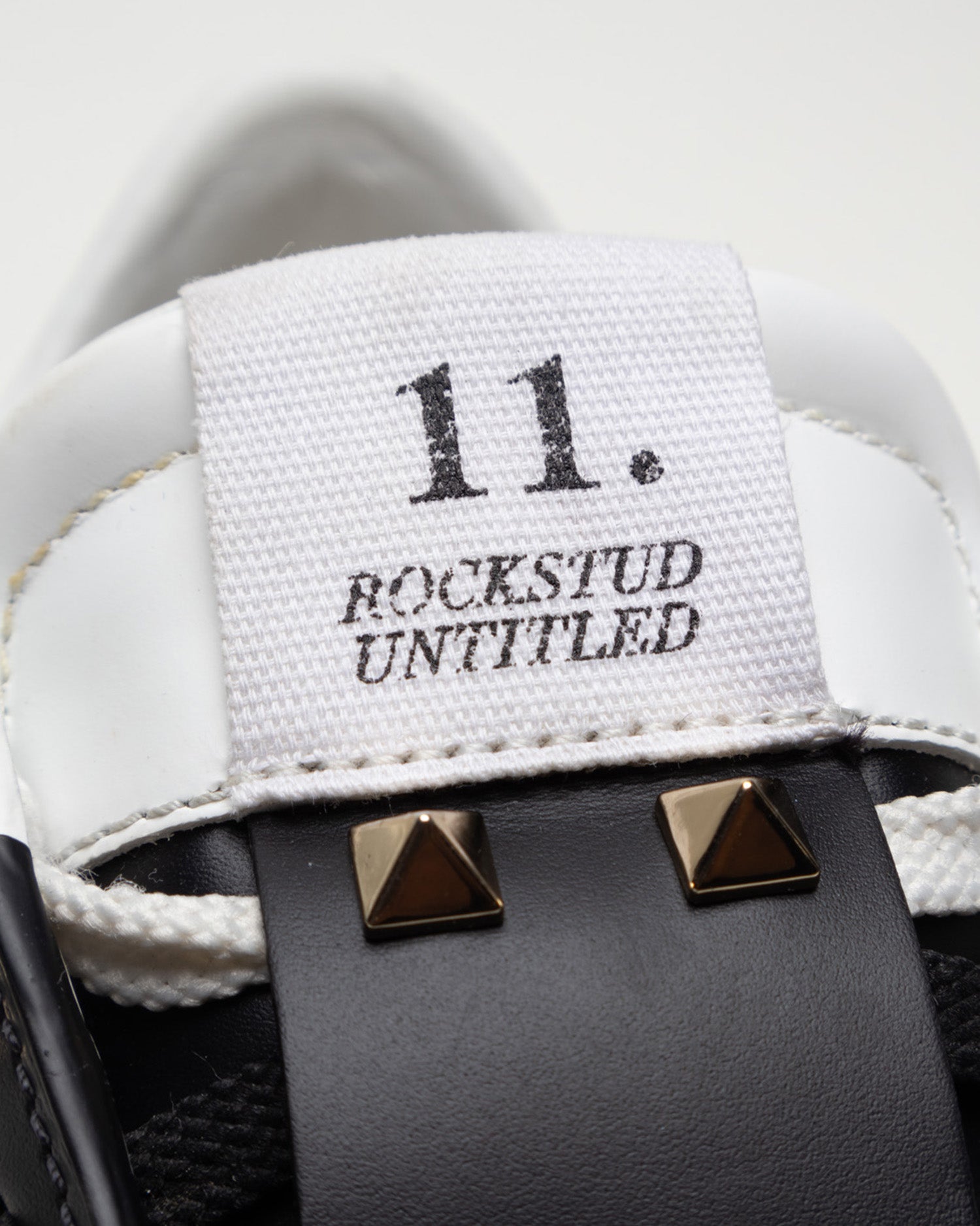 Valentino Rockstud Untitled 11 Sneaker Weiß