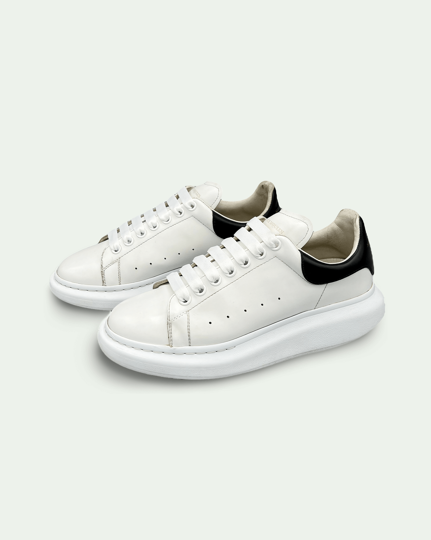 ALEXANDER MCQUEEN OVERSIZED SNEAKERS